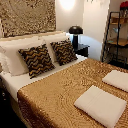 Rose Homestay Brighton - Free Parking Ensuite Studio Room Near Brighton Uni Exterior photo
