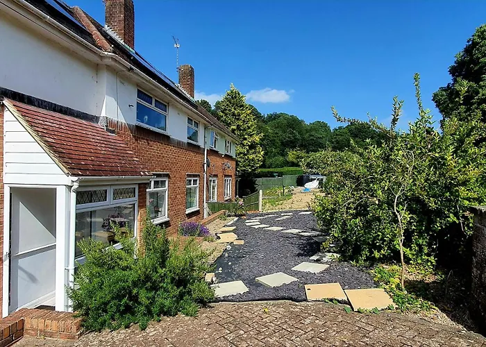 Rose Homestay Brighton - Free Parking Ensuite Studio Room Near Brighton Uni